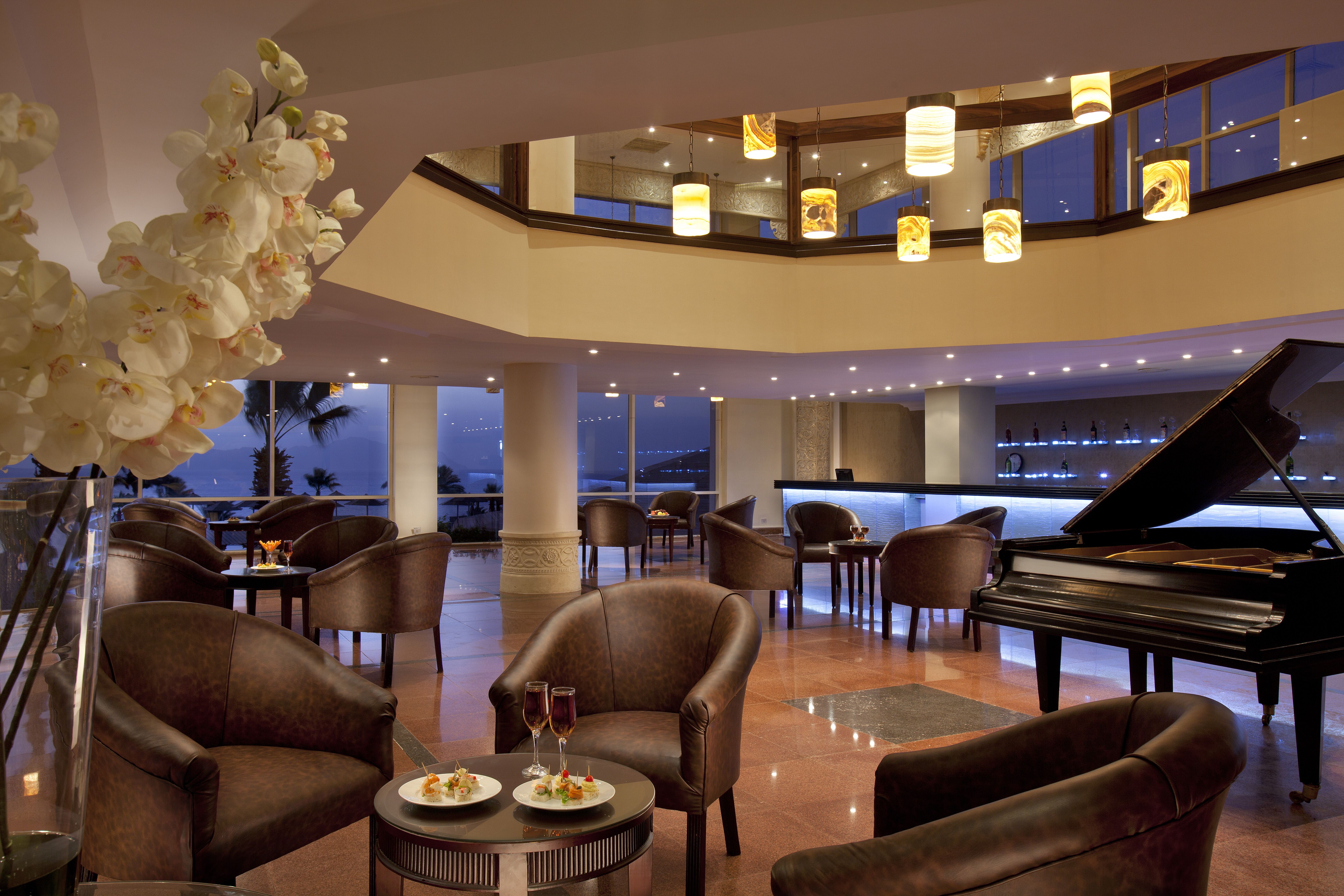 Lobby Bar
